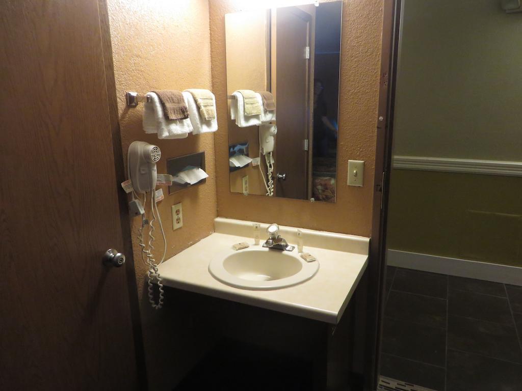Riverside Suites North Mankato الغرفة الصورة